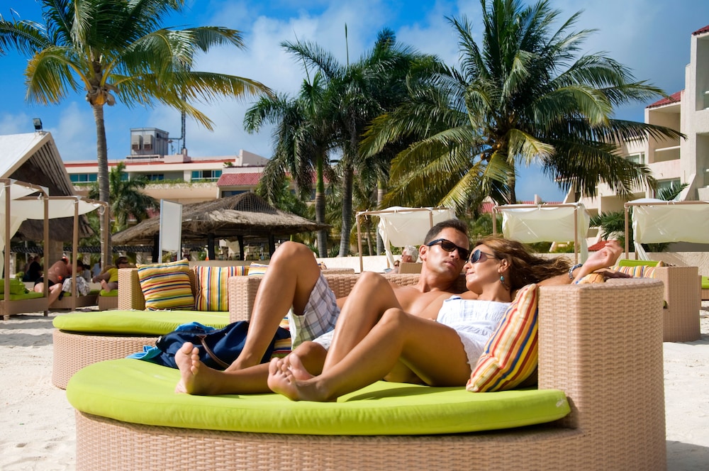 Ocean Spa Hotel – All Inclusive — Hotel building in Cancun, Quintana Roo