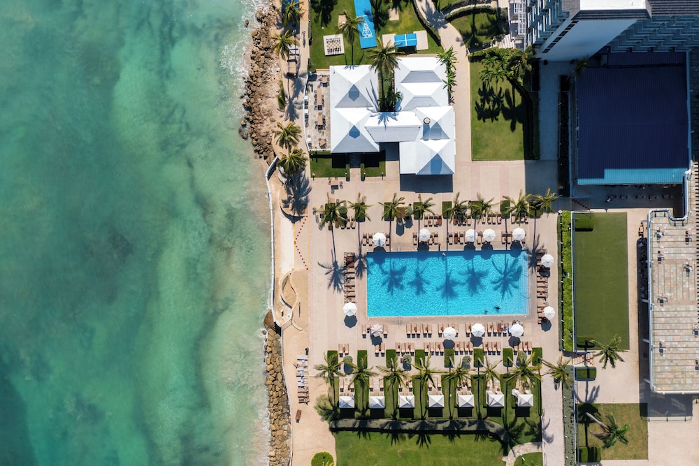 Dreams Rose Hall Resort & Spa - All Inclusive — Swimming pool in Montego Bay