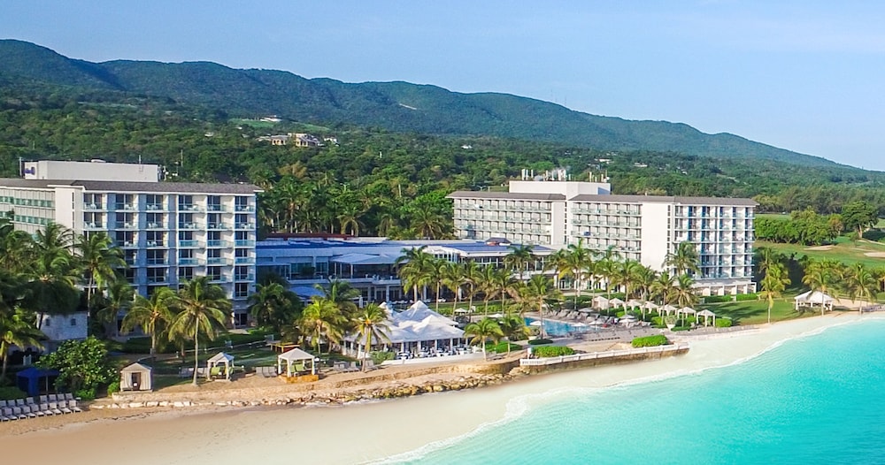 Dreams Rose Hall Resort & Spa - All Inclusive — Beach in Montego Bay