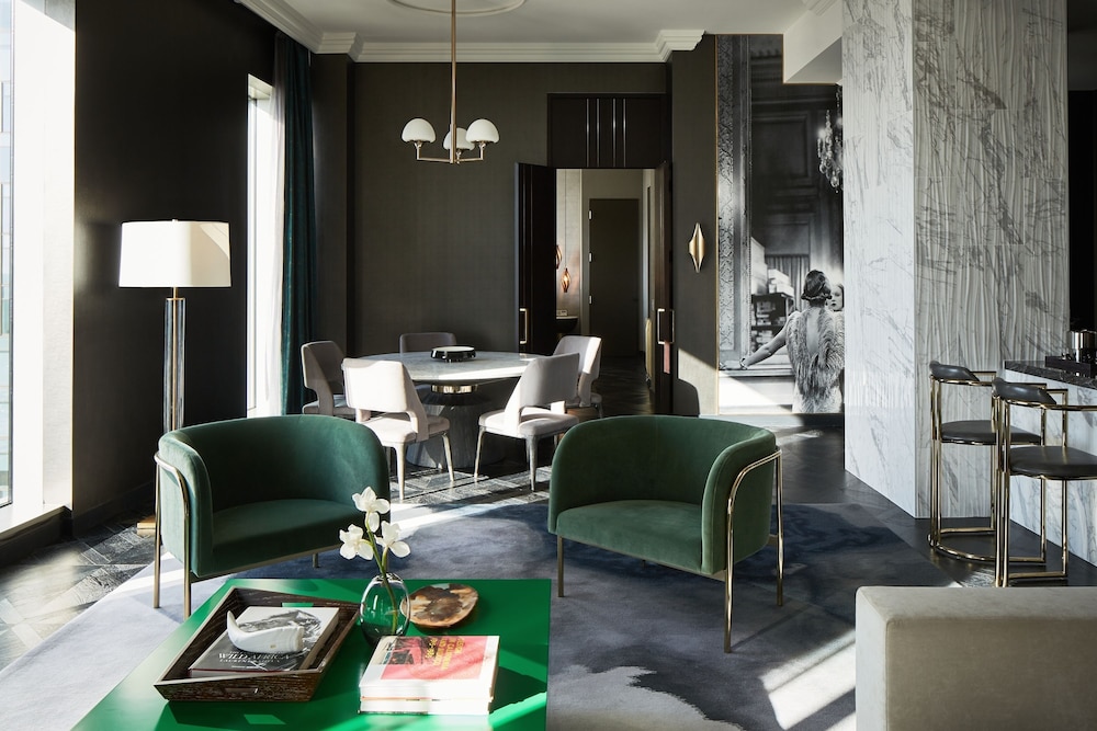 Hotel Indigo Los Angeles Downtown by IHG — Hotel rooms in Los Angeles, California