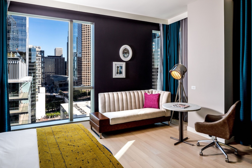 Hotel Indigo Los Angeles Downtown by IHG — Hotel rooms in Los Angeles, California