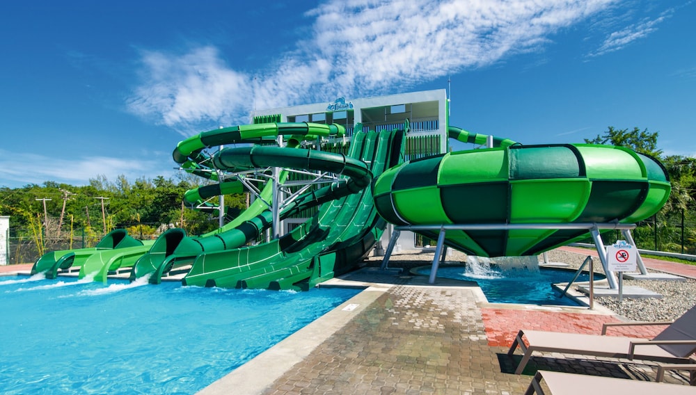 Hotel Riu Montego Bay - Adults Only - All Inclusive — Swimming pool in Montego Bay
