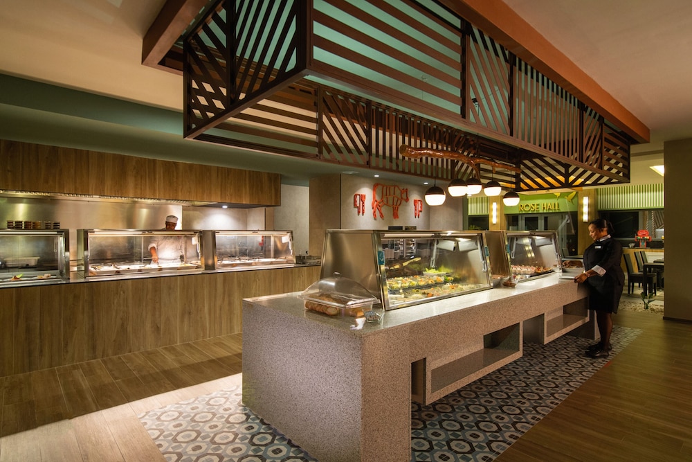 Hotel Riu Montego Bay - Adults Only - All Inclusive — Restaurant & bars in Montego Bay