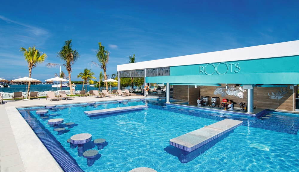 Hotel Riu Montego Bay - Adults Only - All Inclusive — Swimming pool in Montego Bay