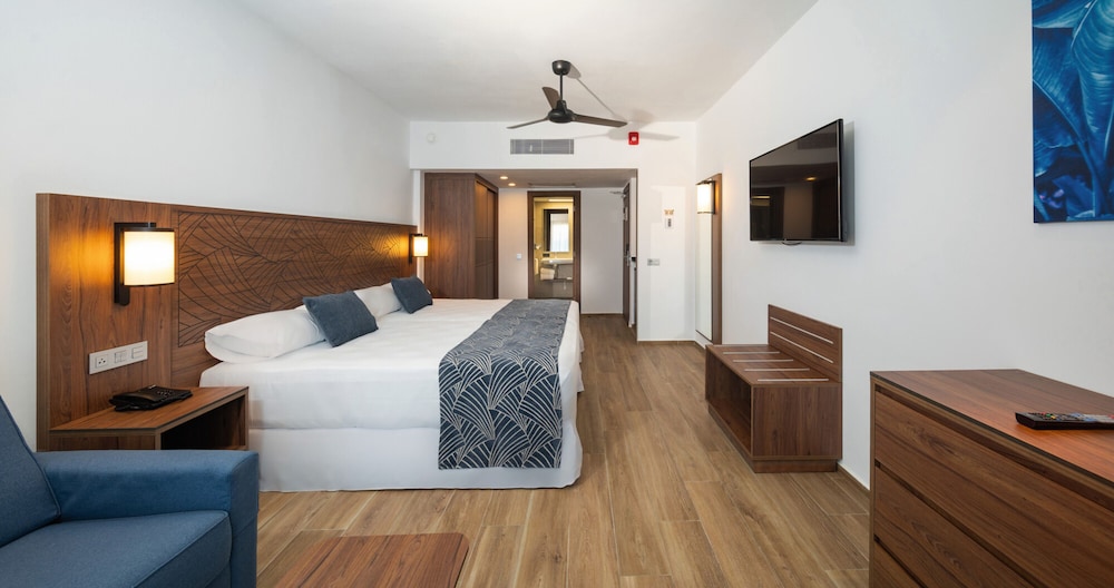 Hotel Riu Montego Bay - Adults Only - All Inclusive — Hotel rooms in Montego Bay
