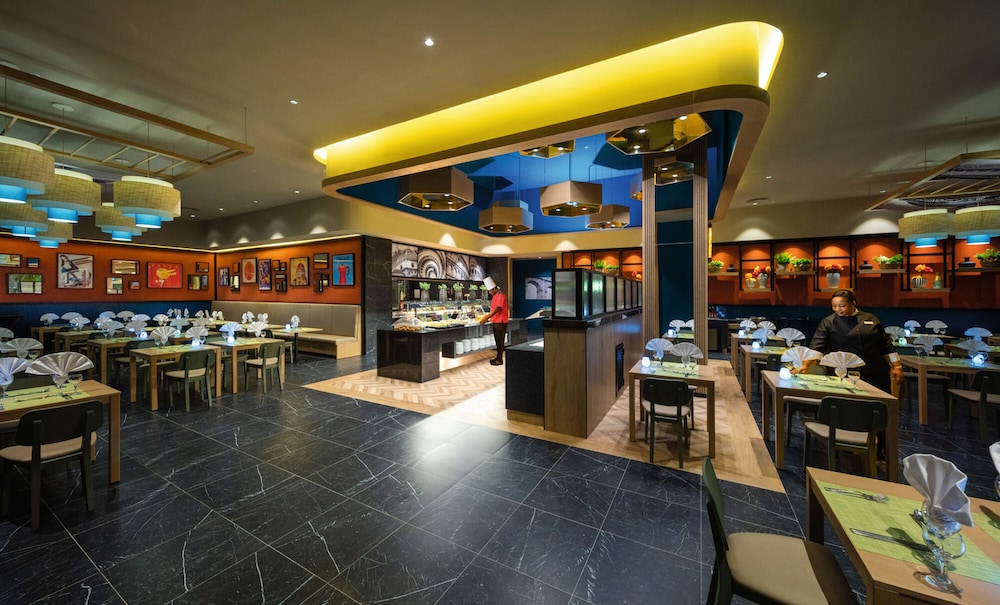 Hotel Riu Montego Bay - Adults Only - All Inclusive — Restaurant & bars in Montego Bay