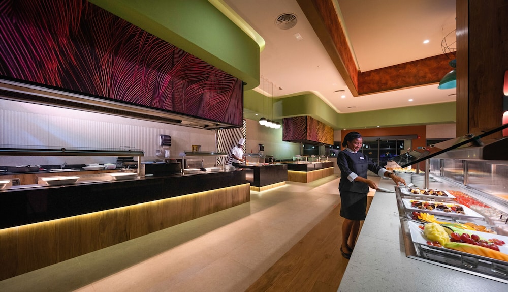 Hotel Riu Montego Bay - Adults Only - All Inclusive — Restaurant & bars in Montego Bay
