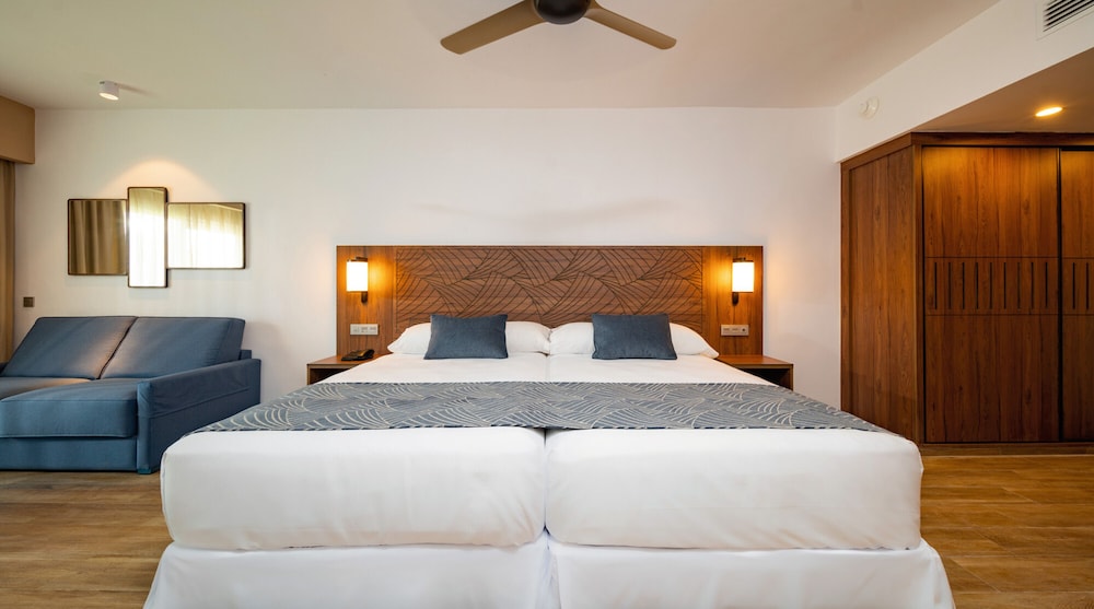 Hotel Riu Montego Bay - Adults Only - All Inclusive — Hotel rooms in Montego Bay