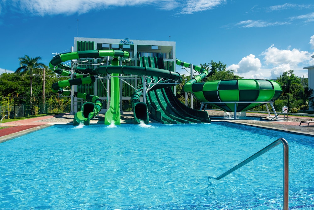 Hotel Riu Montego Bay - Adults Only - All Inclusive — Swimming pool in Montego Bay