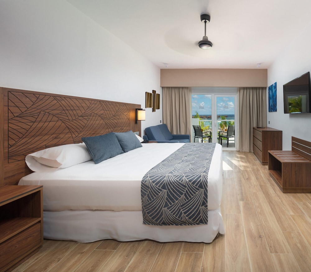 Hotel Riu Montego Bay - Adults Only - All Inclusive — Hotel rooms in Montego Bay
