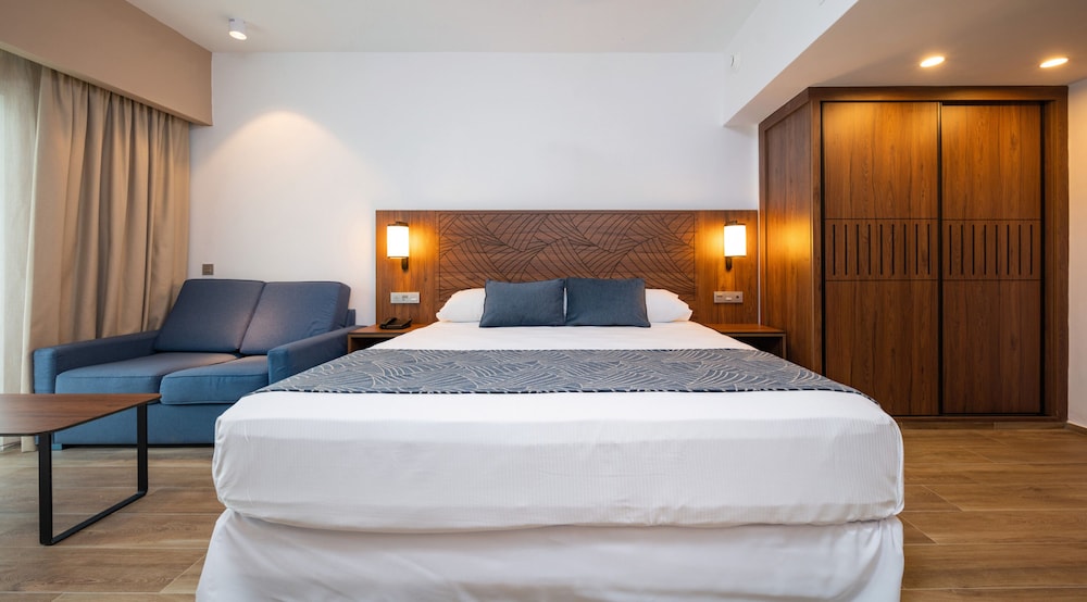 Hotel Riu Montego Bay - Adults Only - All Inclusive — Hotel rooms in Montego Bay