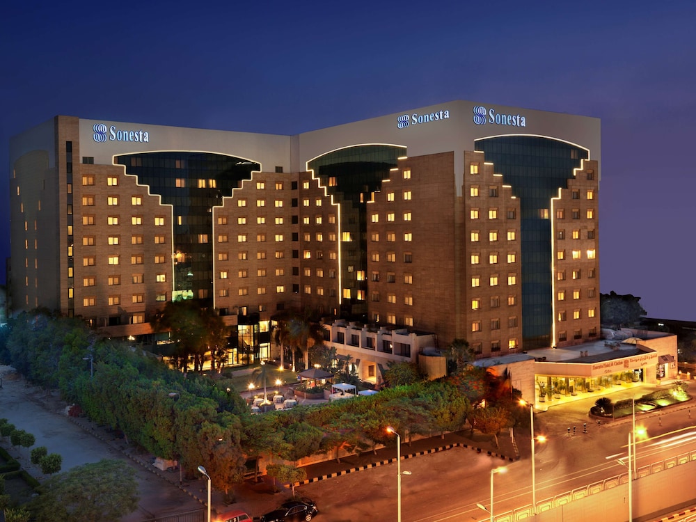 Sonesta Hotel Tower & Casino Cairo — Hotel building in Cairo, Cairo