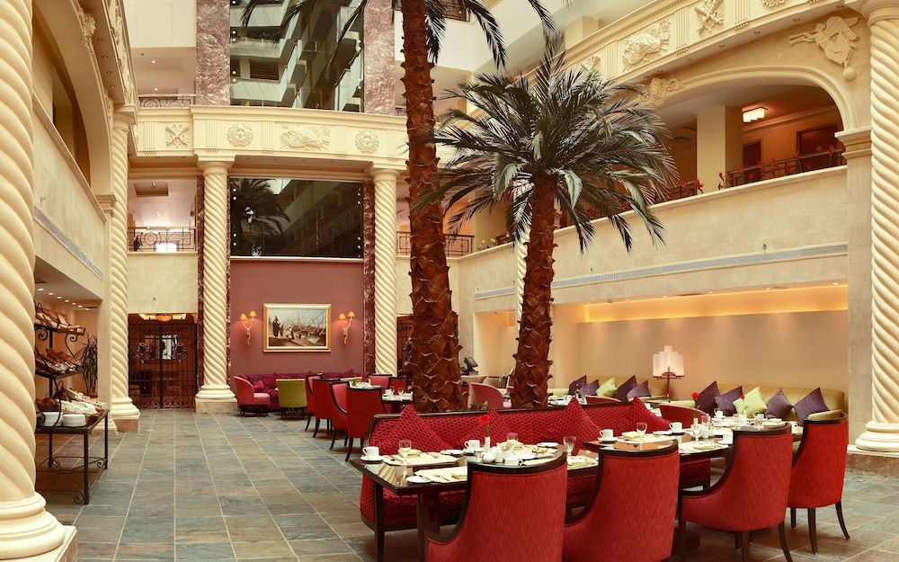 Sonesta Hotel Tower & Casino Cairo — Restaurant & bars in Cairo, Cairo