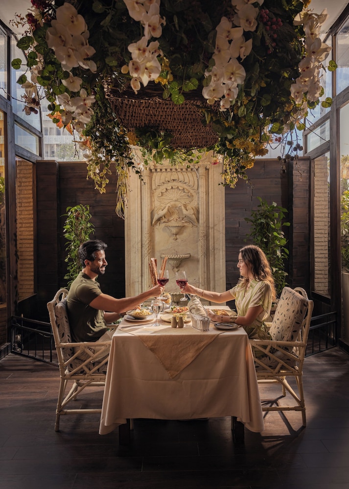 Sonesta Hotel Tower & Casino Cairo — Restaurant & bars in Cairo, Cairo