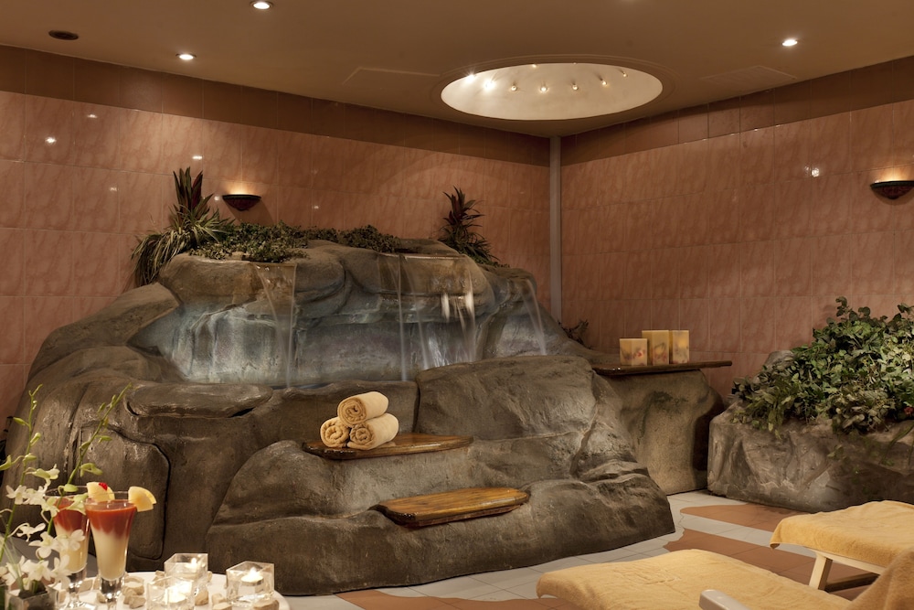Sonesta Hotel Tower & Casino Cairo — Hotel rooms in Cairo, Cairo