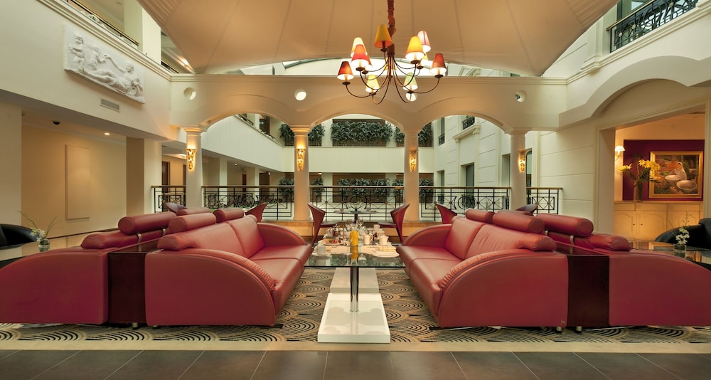 Sonesta Hotel Tower & Casino Cairo — Restaurant & bars in Cairo, Cairo