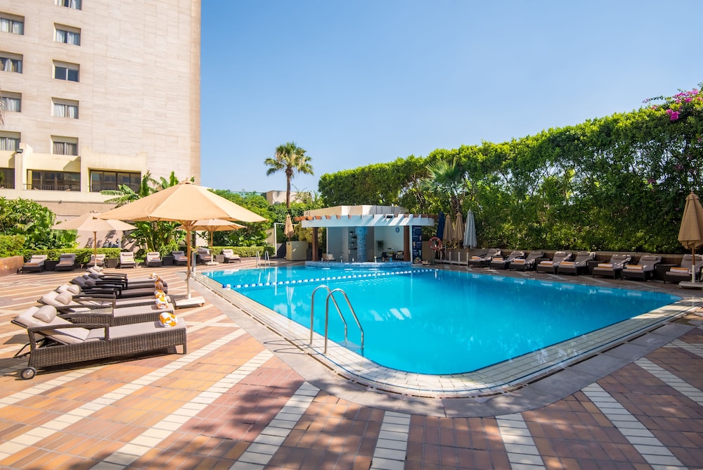 Sonesta Hotel Tower & Casino Cairo — Swimming pool in Cairo, Cairo