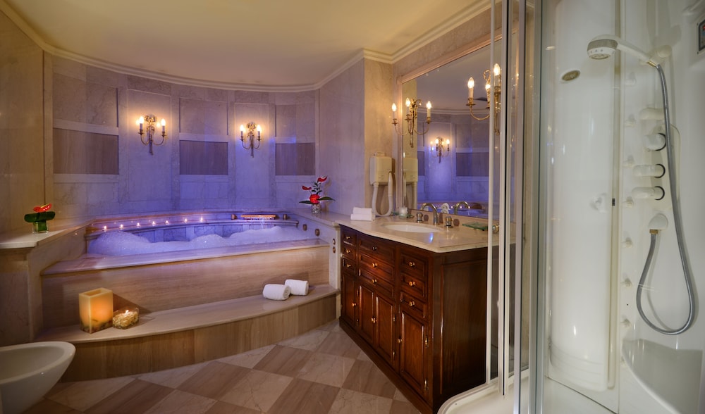 Sonesta Hotel Tower & Casino Cairo — Spa in Cairo, Cairo