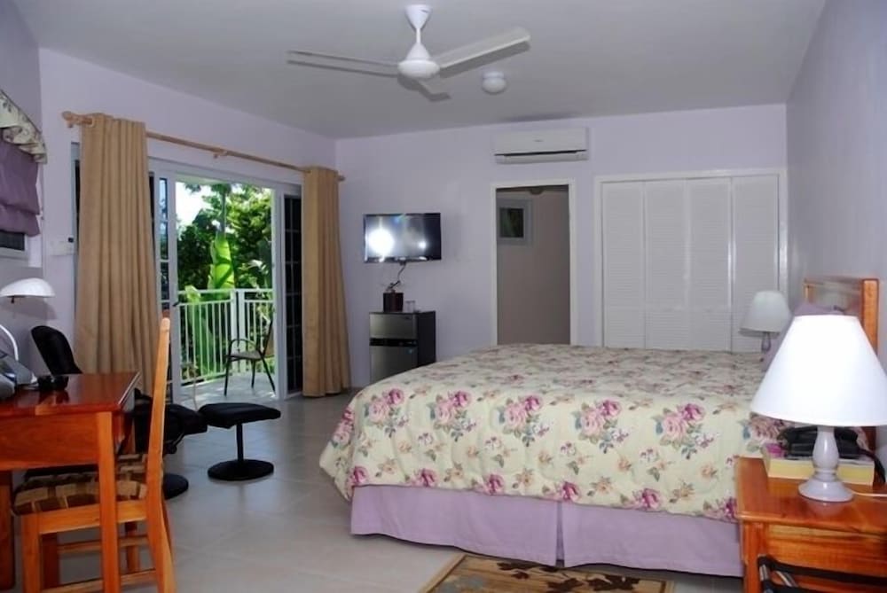 Rondel Village — Hotel rooms in Negril