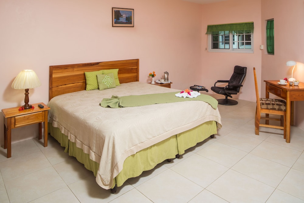 Rondel Village — Hotel rooms in Negril