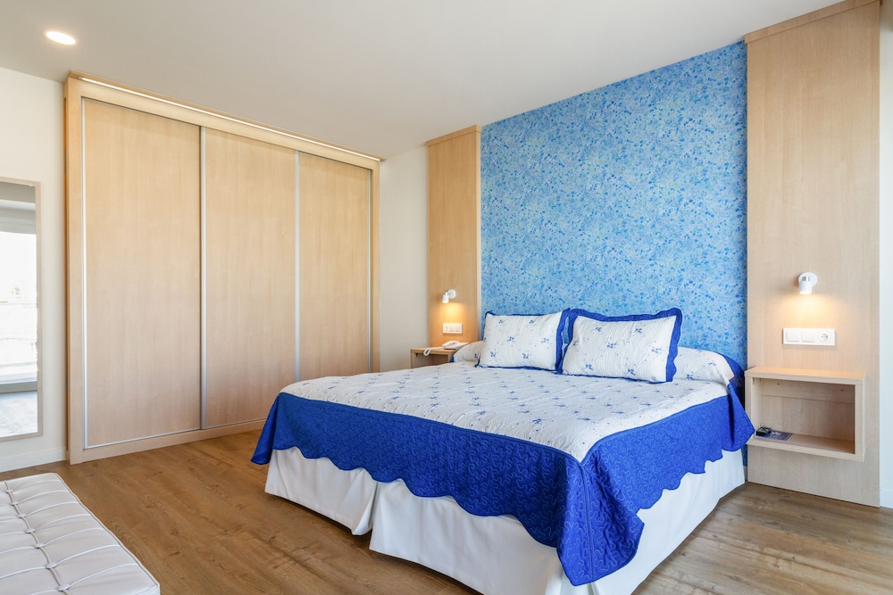 Hotel Alay Puerto Marina - Adults Only Recommended — Rooms in Benalmadena, Andalusia