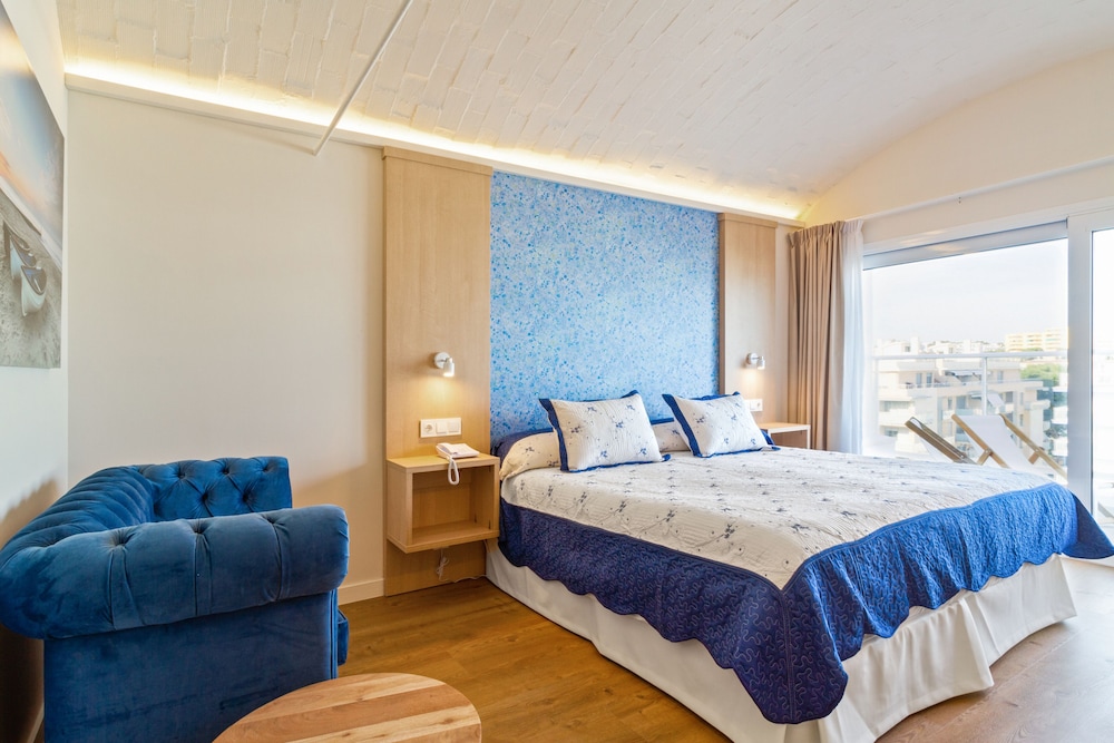 Hotel Alay Puerto Marina - Adults Only Recommended — Rooms in Benalmadena, Andalusia