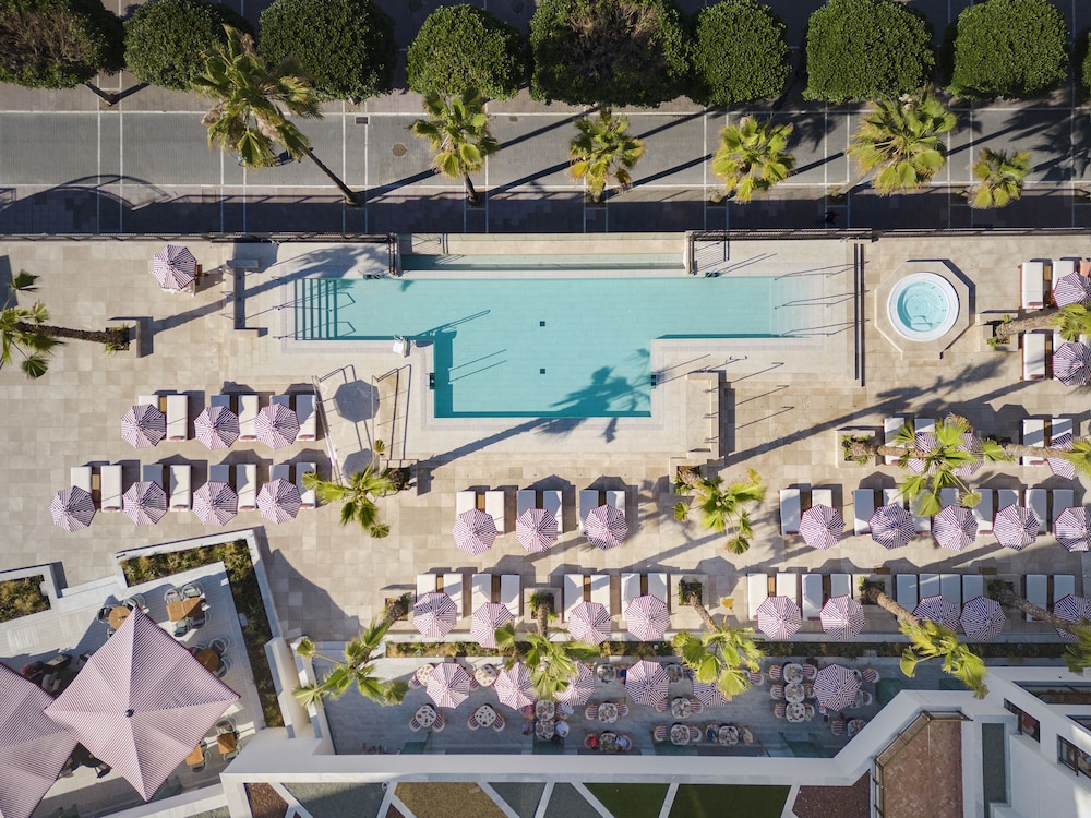 El Fuerte Marbella — Swimming pool in Marbella, Andalusia