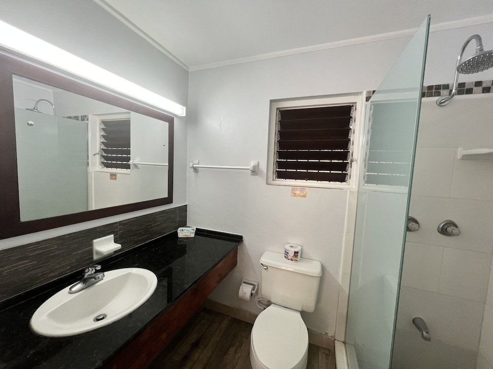 Toby's Resort — Hotel rooms in Montego Bay