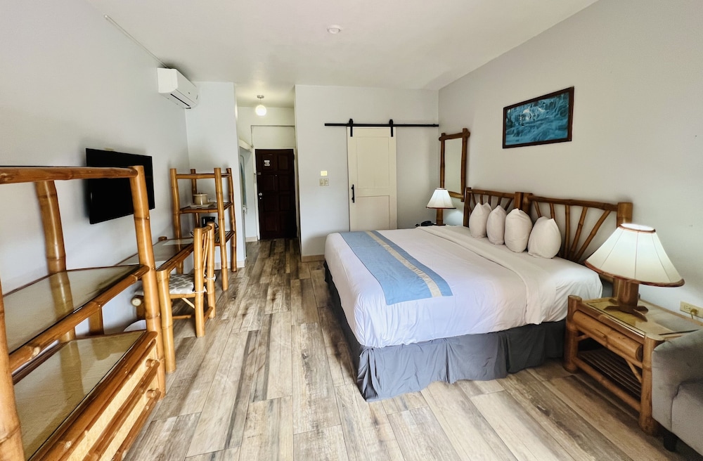 Toby's Resort — Hotel rooms in Montego Bay