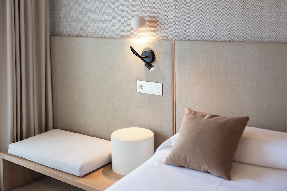 Hotel HSM Atlantic Park Hotel — Hotel rooms in Magaluf, Balearic Islands