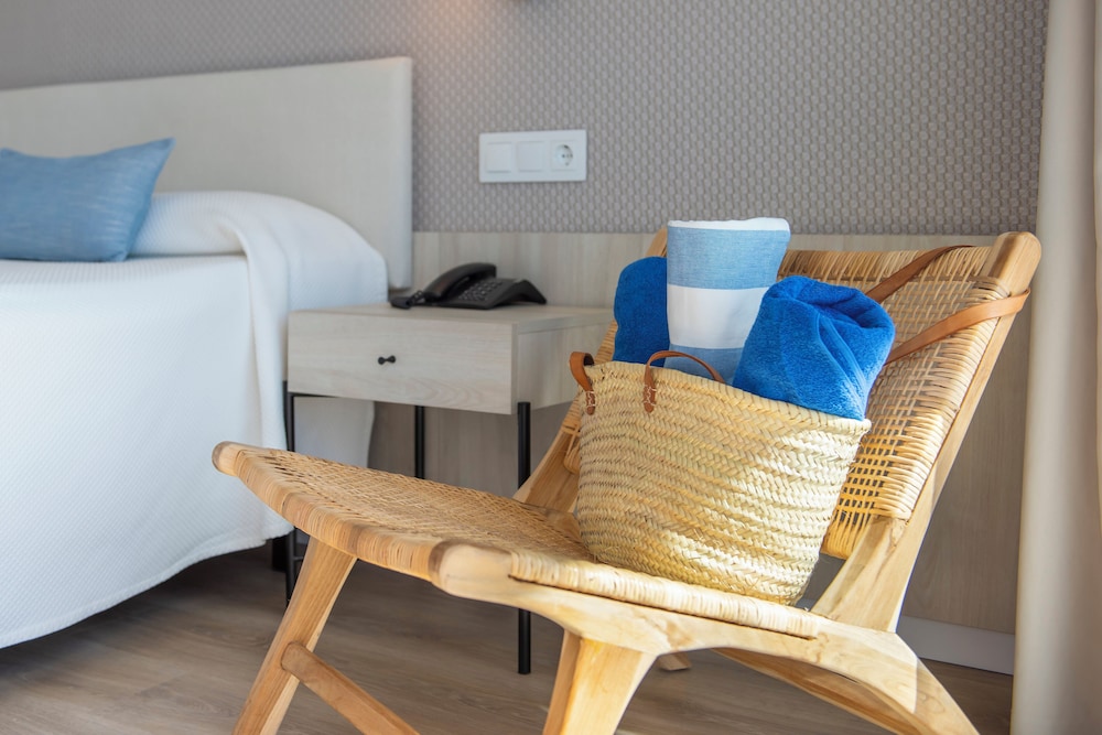 Hotel HSM Atlantic Park Hotel — Hotel rooms in Magaluf, Balearic Islands