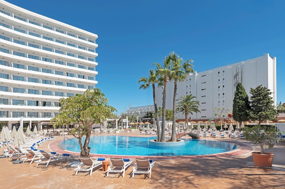 Hotel HSM Atlantic Park Hotel — Main photo in Magaluf, Balearic Islands