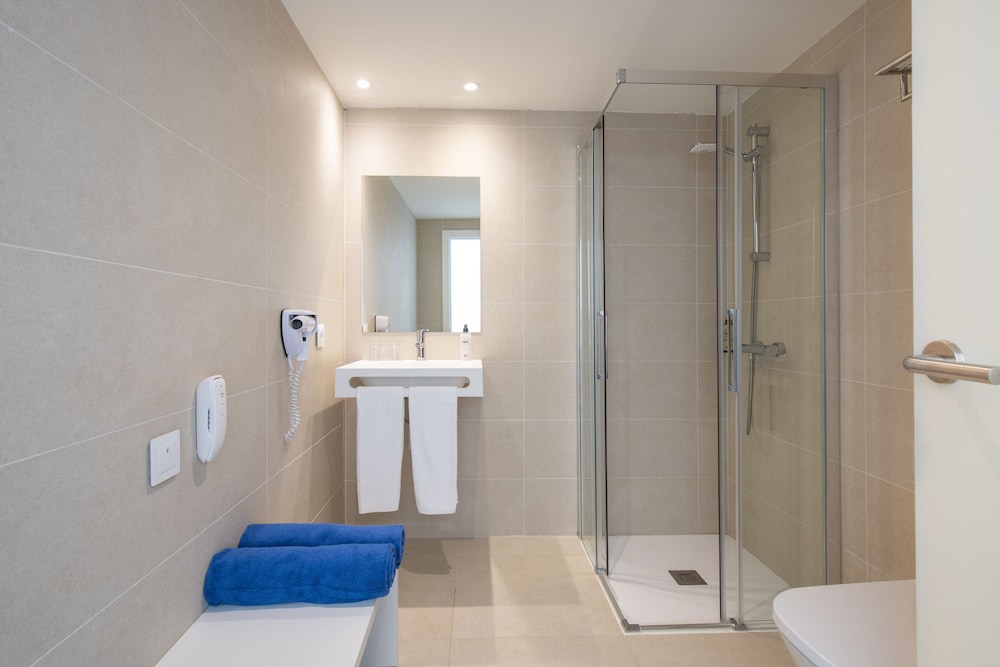 Hotel HSM Atlantic Park Hotel — Hotel rooms in Magaluf, Balearic Islands