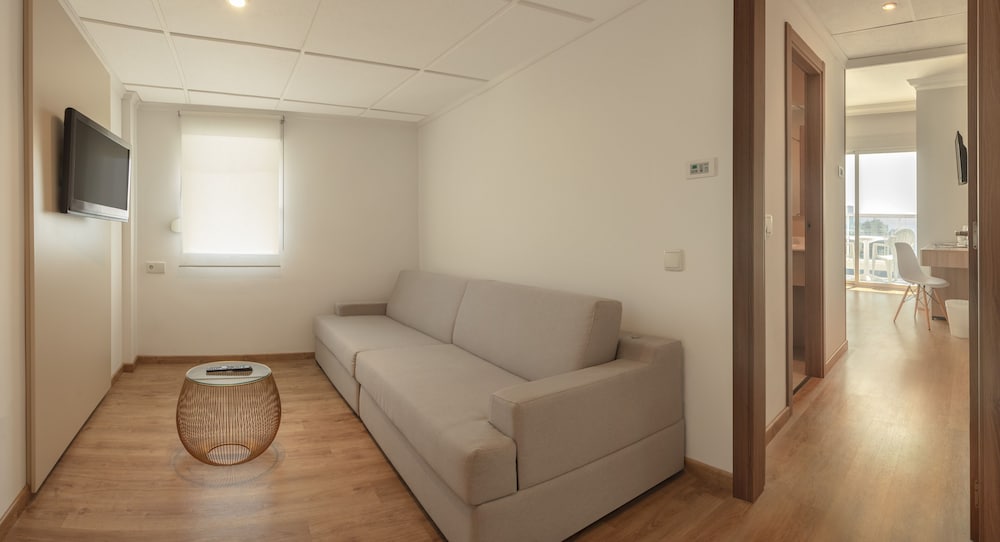 Hotel RH Victoria & Spa Benidorm By Hoteles RH — Hotel rooms in Benidorm, Valencian Community