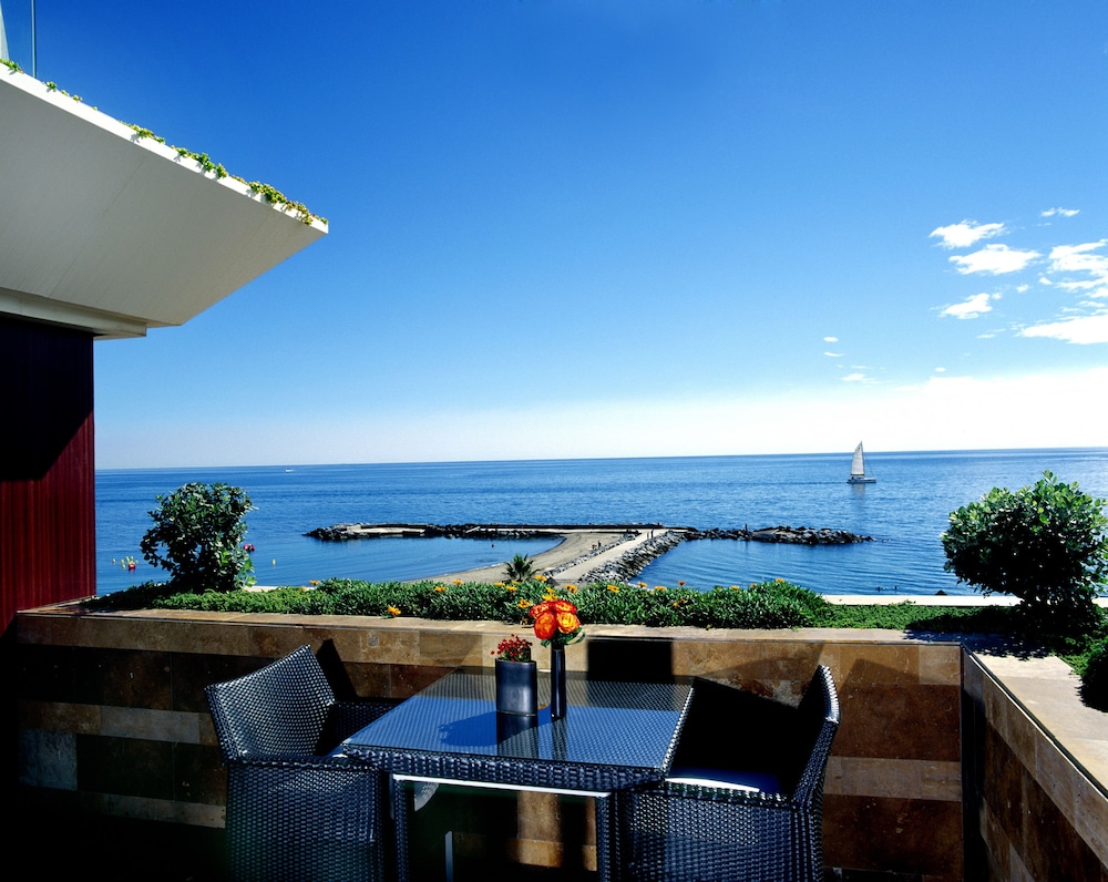 Gran Hotel Guadalpin Banus — Hotel rooms in Marbella, Andalusia