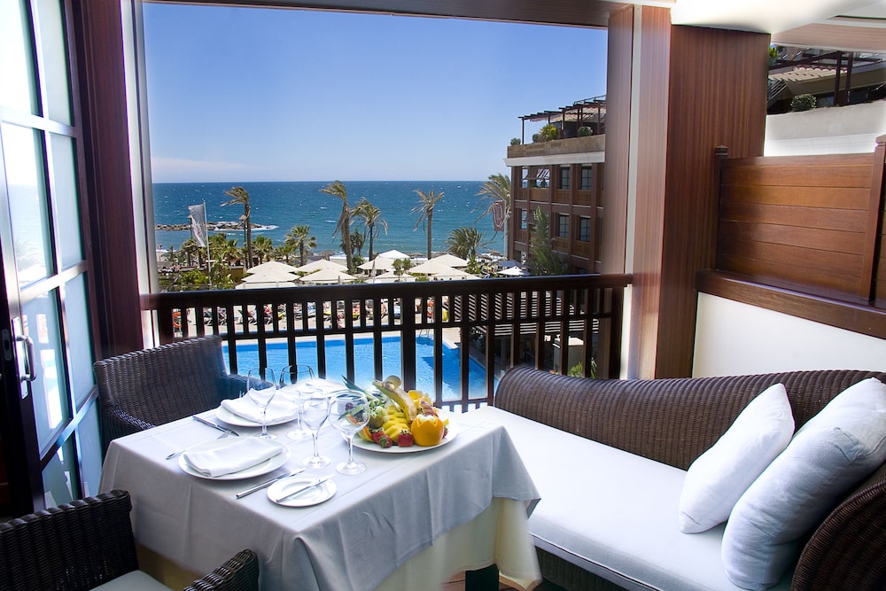 Gran Hotel Guadalpin Banus — Hotel rooms in Marbella, Andalusia