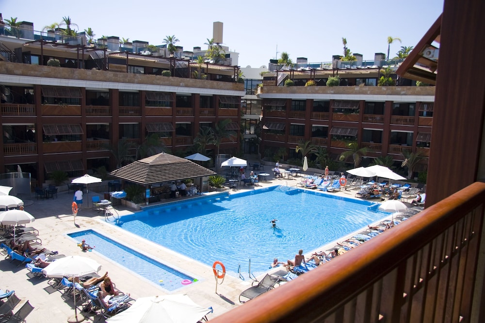 Gran Hotel Guadalpin Banus — Swimming pool in Marbella, Andalusia