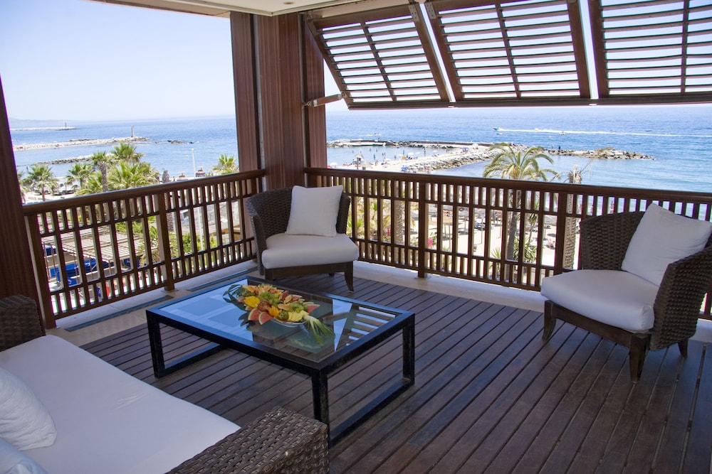 Gran Hotel Guadalpin Banus — Hotel rooms in Marbella, Andalusia