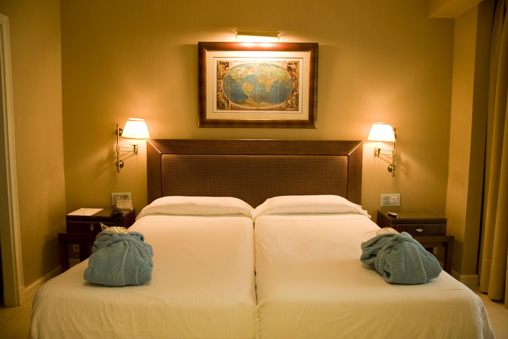 Gran Hotel Guadalpin Banus — Hotel rooms in Marbella, Andalusia