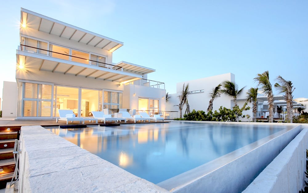 Blue Diamond Wellness Resort – All Inclusive – Adults Only — Swimming pool in Playa del Carmen, Quintana Roo