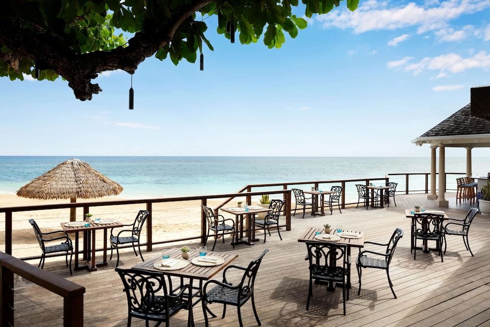 Sandals Jamaica Royal Plantation All Inclusive Adults Only — Restaurant & bars in Ocho Rios