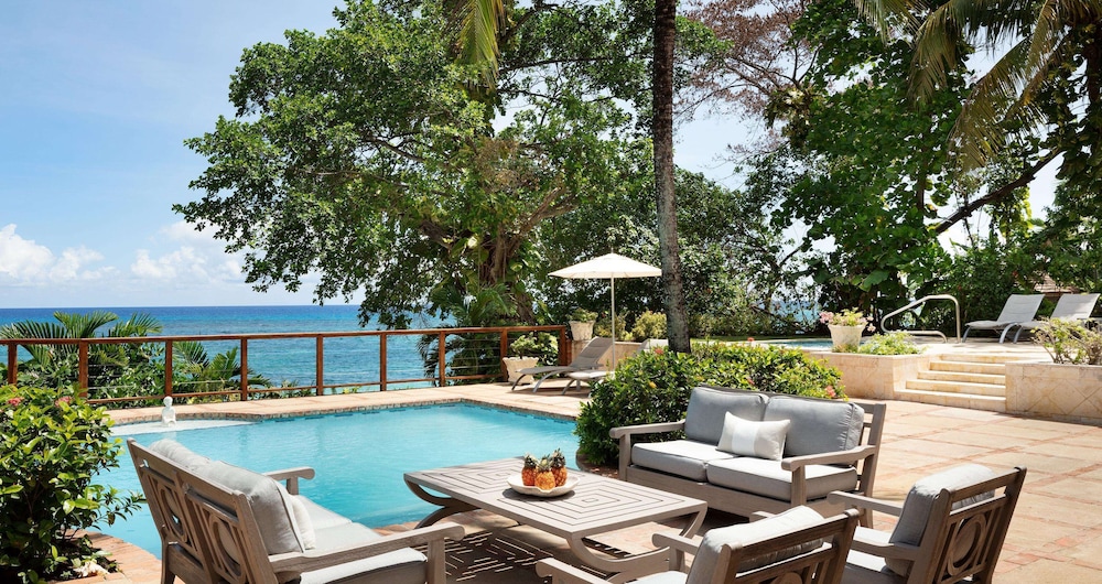 Sandals Jamaica Royal Plantation All Inclusive Adults Only — Swimming pool in Ocho Rios