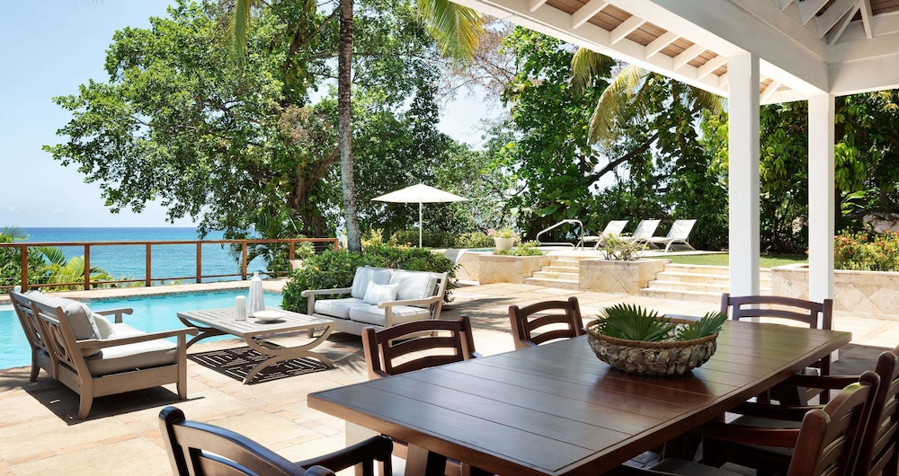 Sandals Jamaica Royal Plantation All Inclusive Adults Only — Swimming pool in Ocho Rios