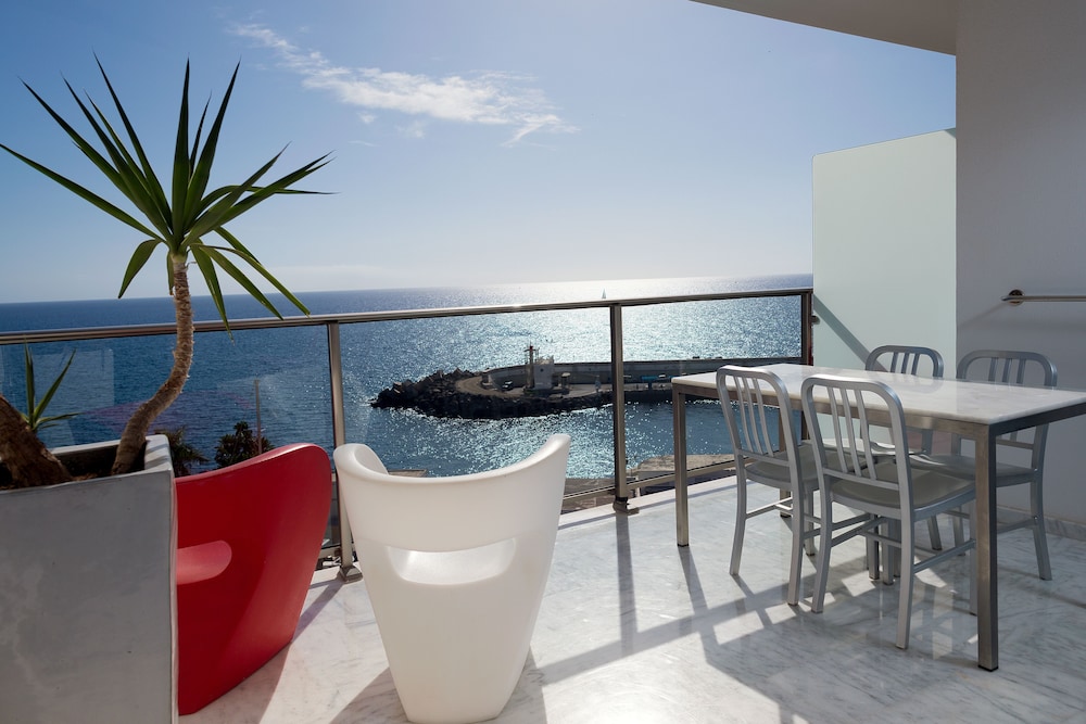 Marina Suites — Hotel rooms in Puerto Rico, Canary Islands