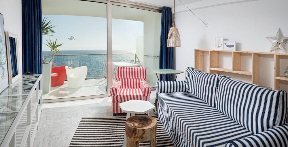 Marina Suites — Hotel rooms in Puerto Rico, Canary Islands