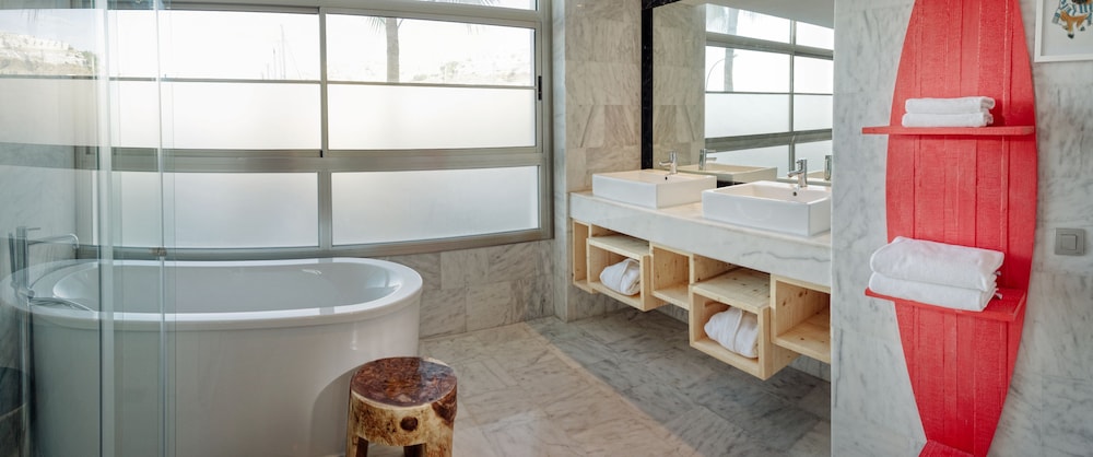 Marina Suites — Hotel rooms in Puerto Rico, Canary Islands