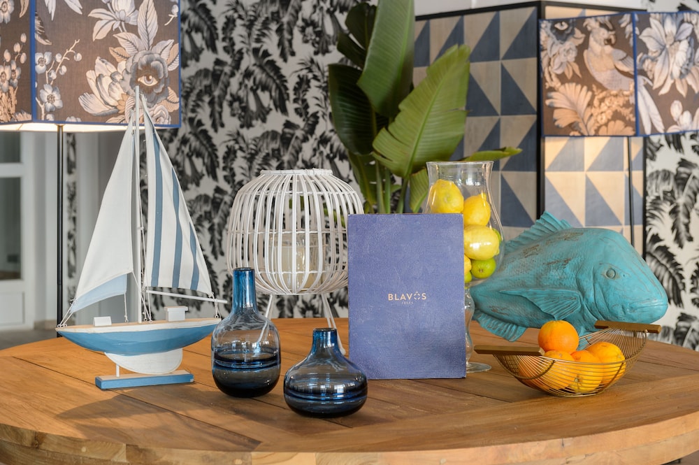 Hotel Vibra Maritimo — Hotel rooms in Ibiza Town, Balearic Islands