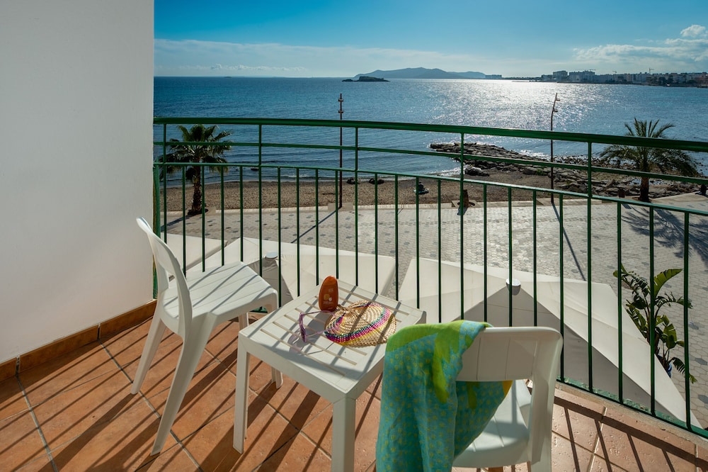 Hotel Vibra Maritimo — Beach in Ibiza Town, Balearic Islands