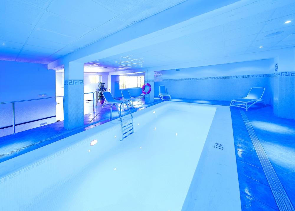 Hotel Vibra Maritimo — Swimming pool in Ibiza Town, Balearic Islands