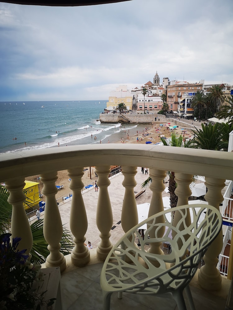 Hotel URH Sitges Playa - zdjęcie 5